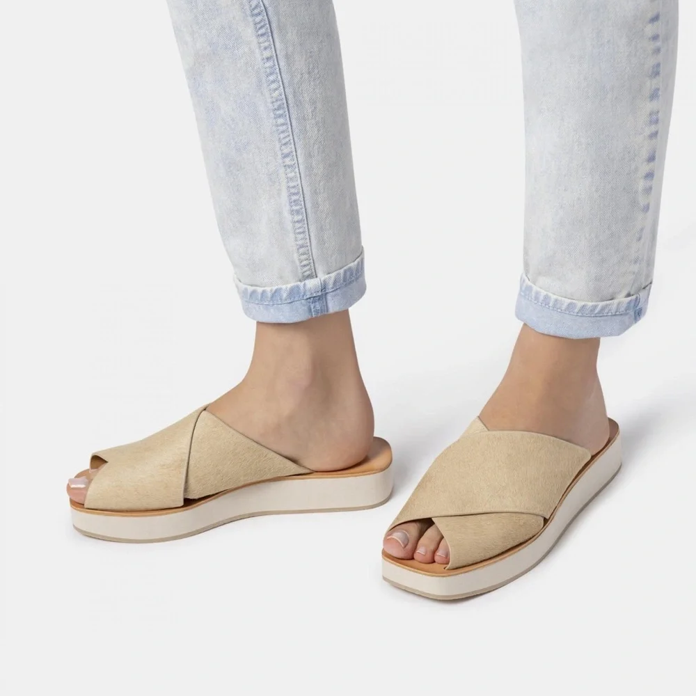 Dolce Vita Capri sandals - Picture 2 of 9